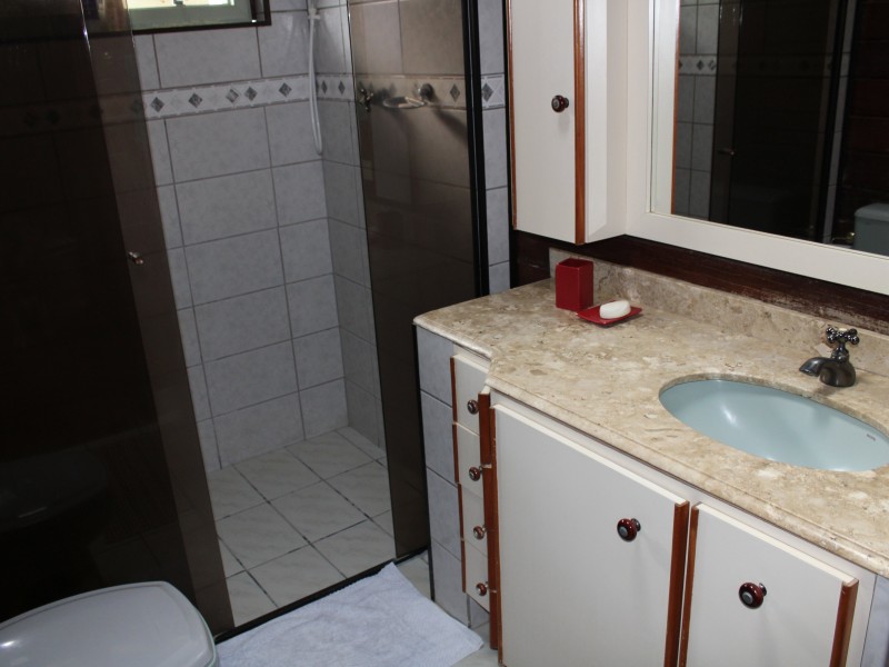 IMÓVEL CONDOMINIO FECHADO