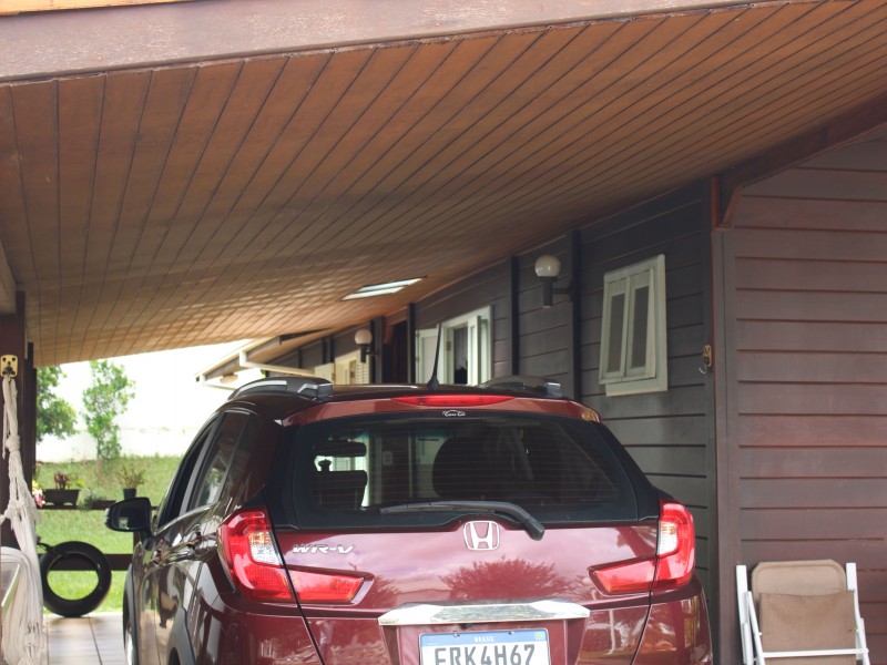 IMÓVEL CONDOMINIO FECHADO