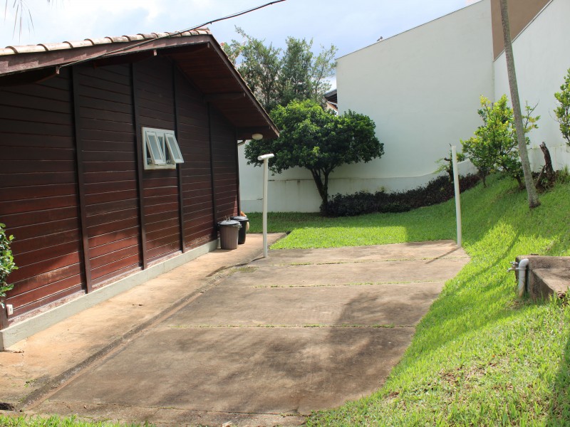 IMÓVEL CONDOMINIO FECHADO