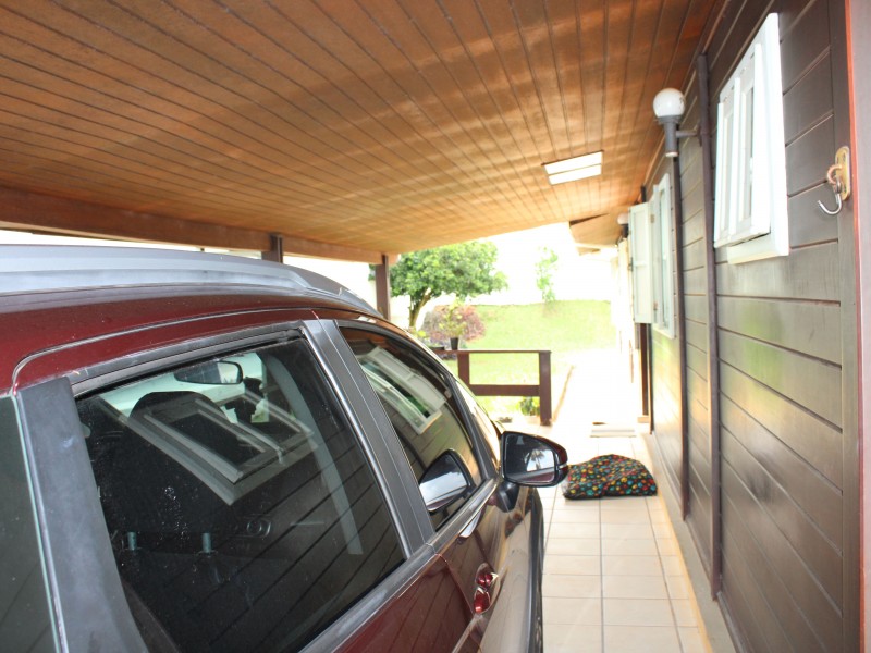 IMÓVEL CONDOMINIO FECHADO