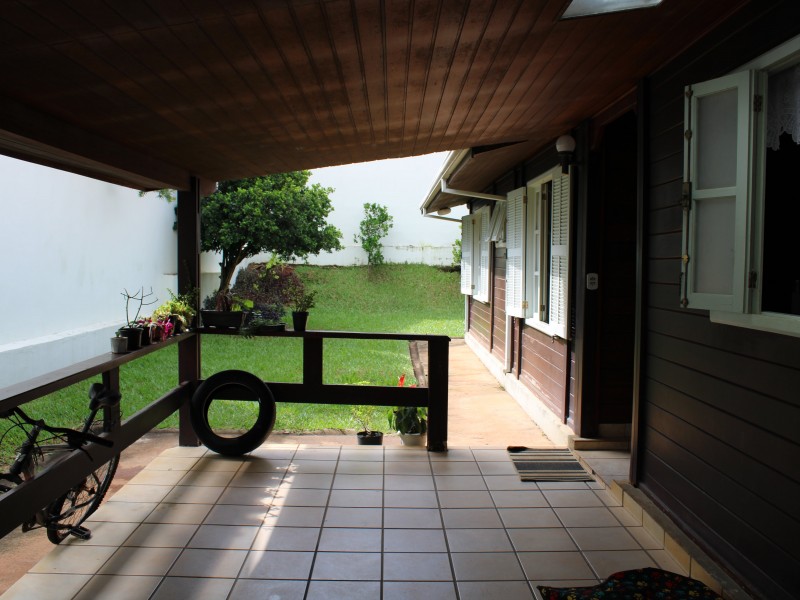 IMÓVEL CONDOMINIO FECHADO