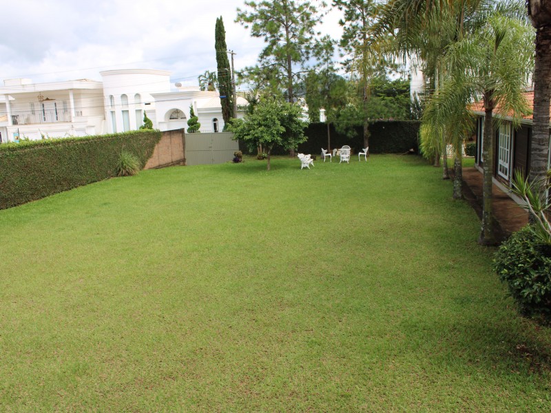 IMÓVEL CONDOMINIO FECHADO