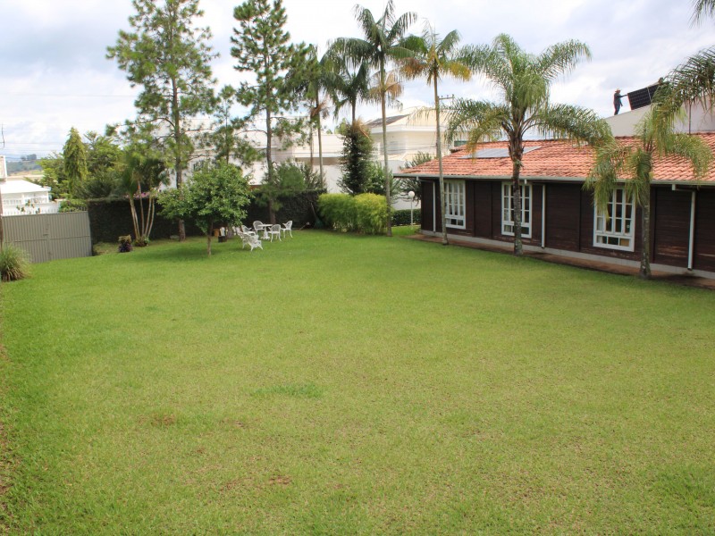 IMÓVEL CONDOMINIO FECHADO