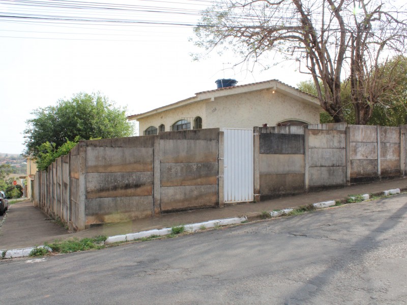 RESIDÊNCIA JARDIM PLANALTO